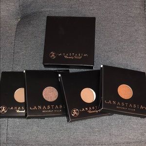 NWT! ABH 4 Singles and Magnetic Quad Well !